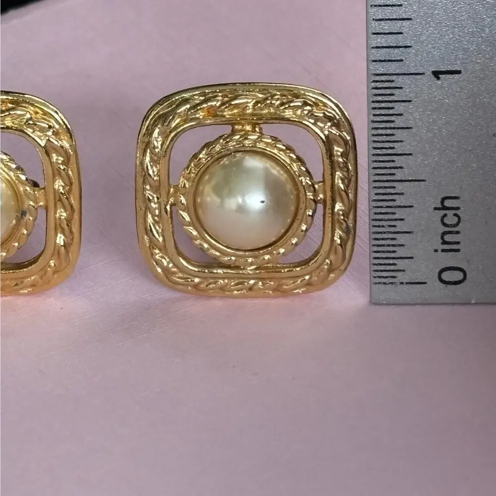 Vintage 1980s Retro Gold Tone Ornate Square Pearl Clip Earrings